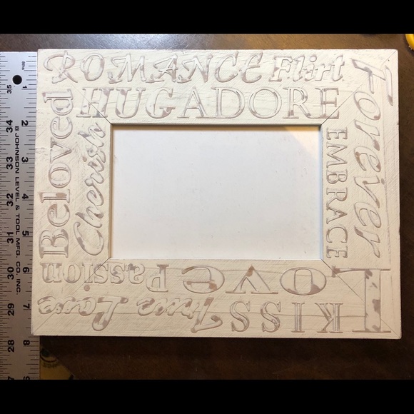 ❤️Rustic White Wood 4x6 ❤️ Love Themed Frame - Picture 2 of 6